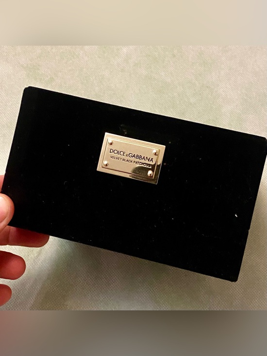 Dolce & Gabbana Other - Dolce & Gabbana Black Velvet box for perfume with Gold Plaque